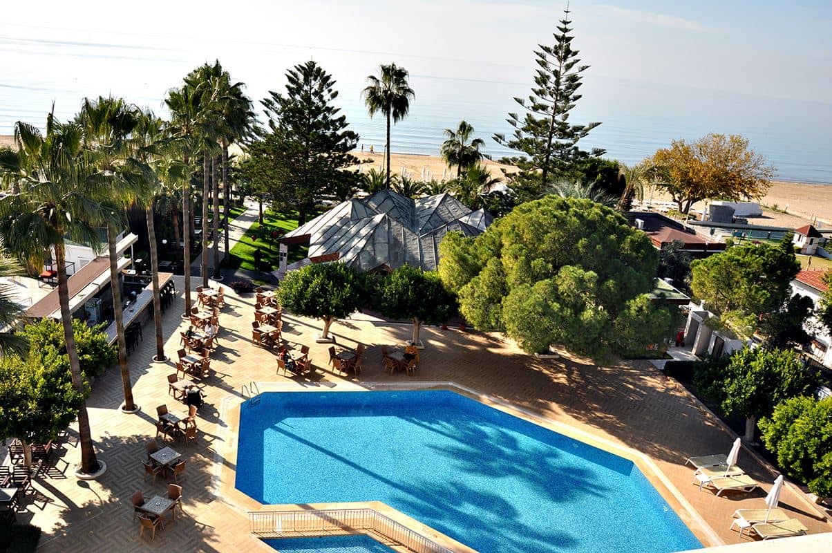 pools-outdoor-pool
