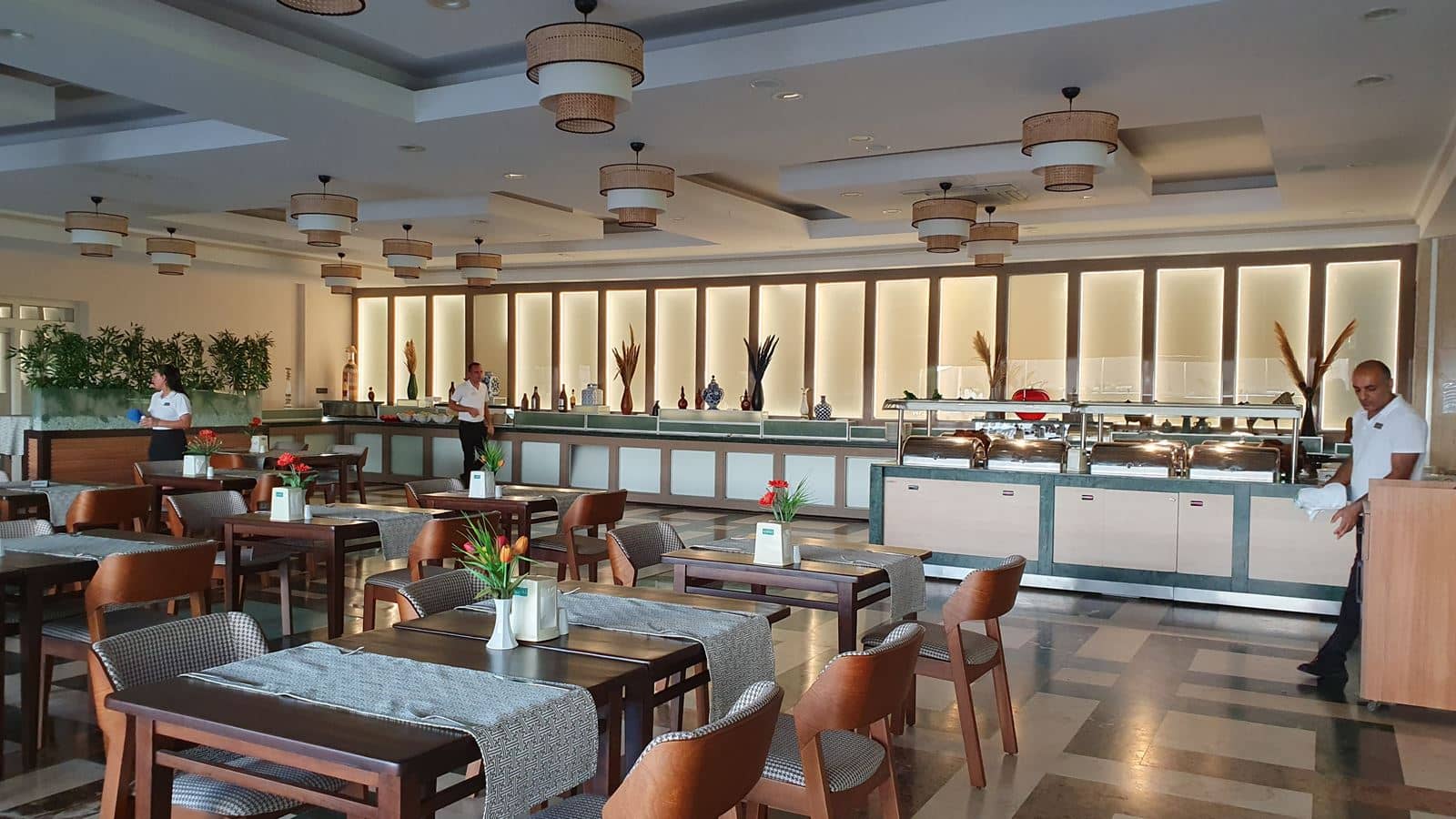 restaurants-restaurants