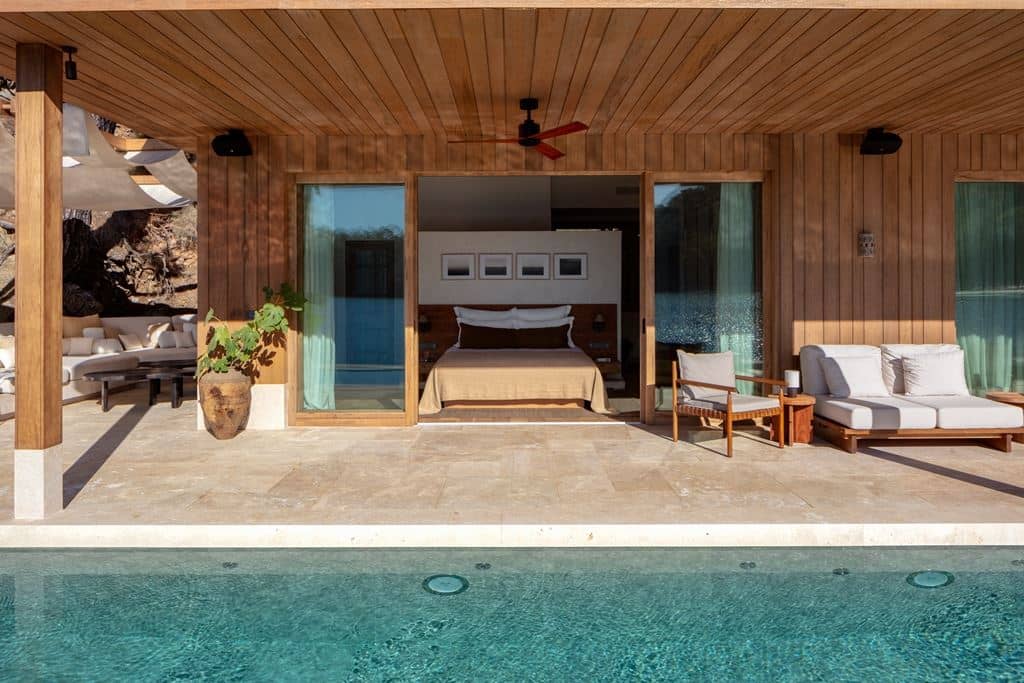 rooms-private-villa
