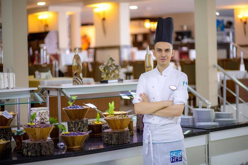restaurants-restaurant