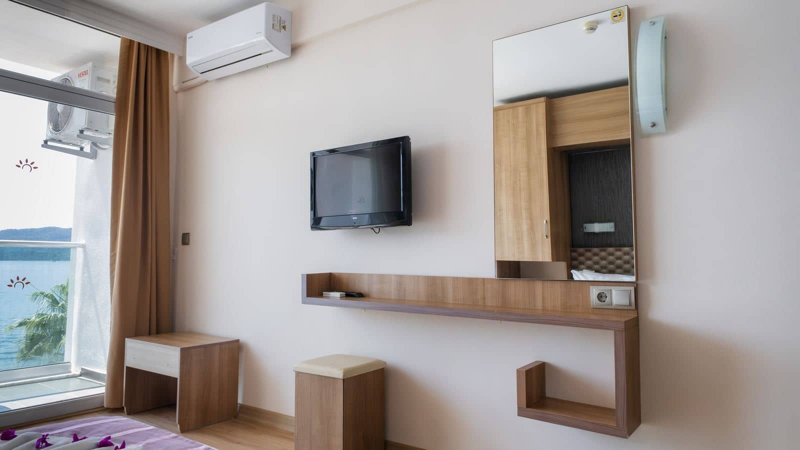 rooms-sea-view-standard