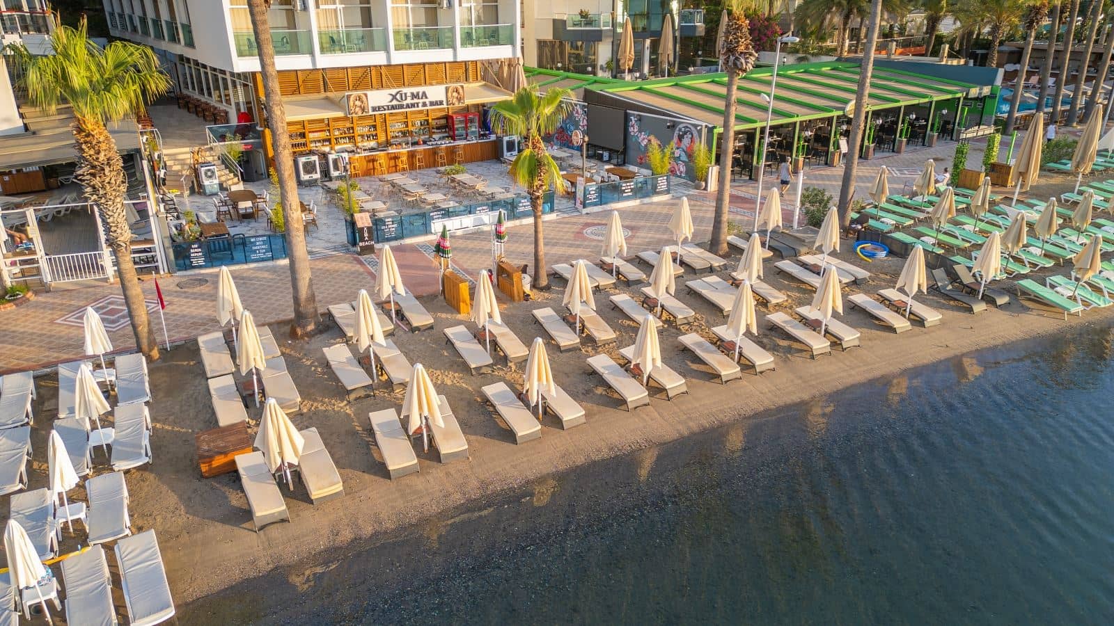 bars-xuma-beach-bar