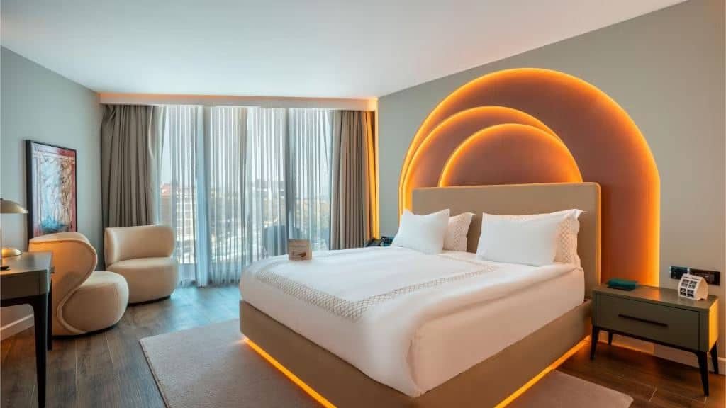 rooms-superior-room-land-view
