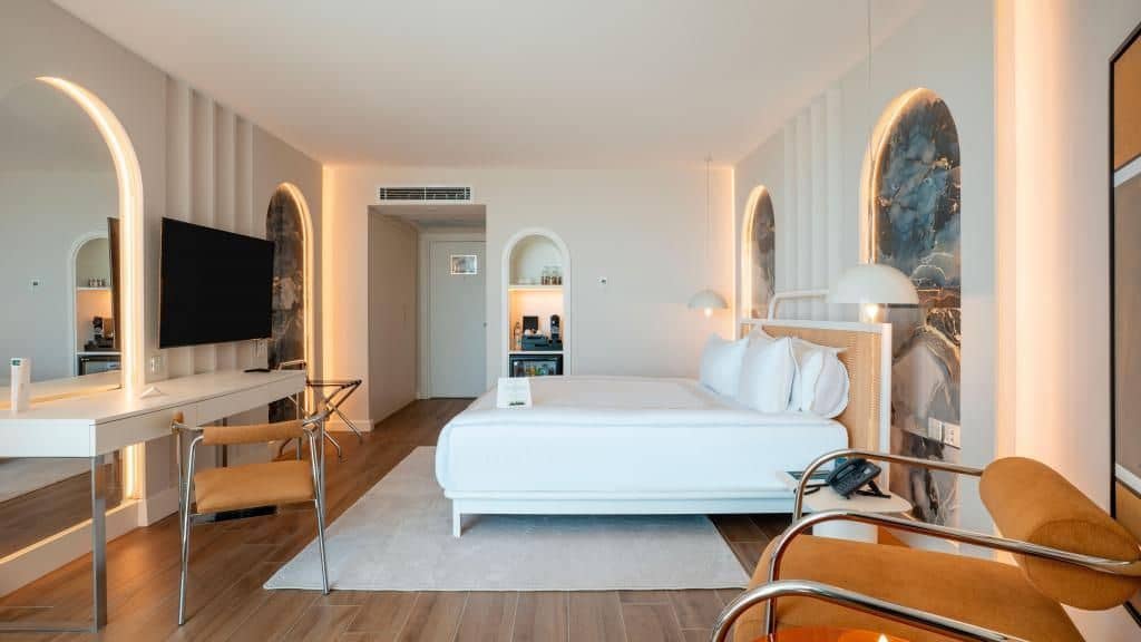 rooms-corner-deluxe
