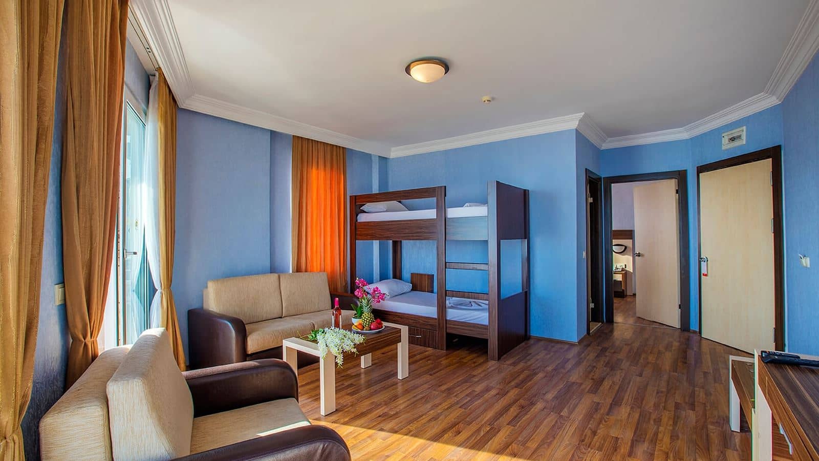 rooms-family-suite