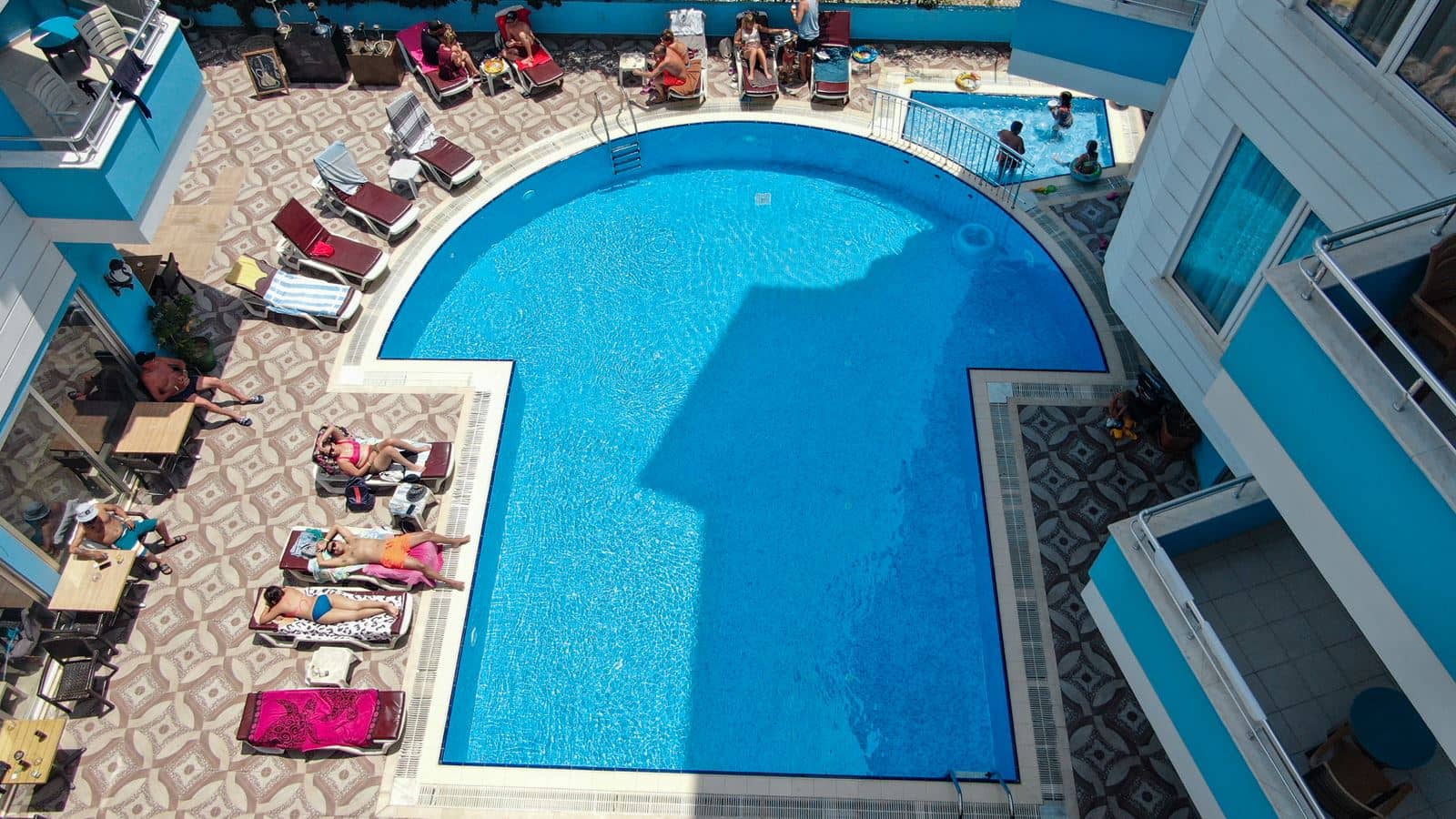 pools-outdoor-pool
