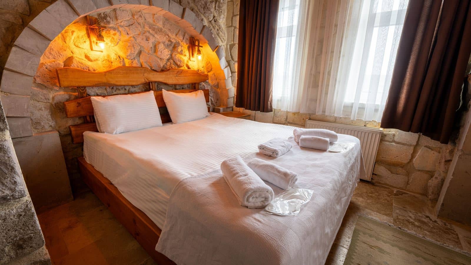 rooms-uc-kisilik-oda