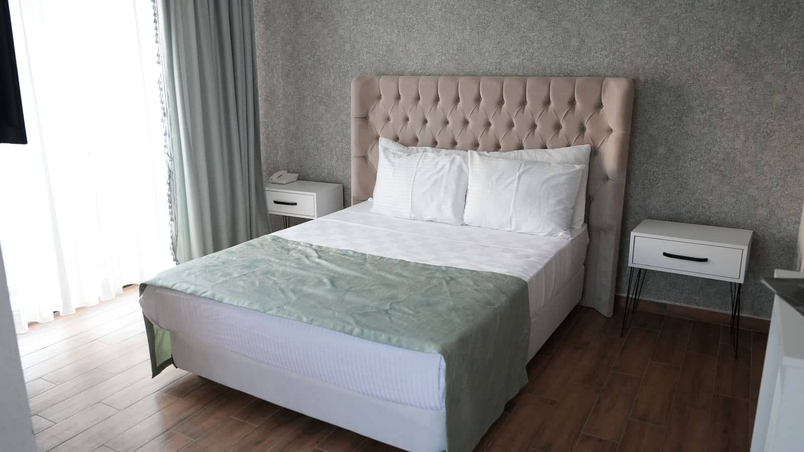 rooms-suit-oda