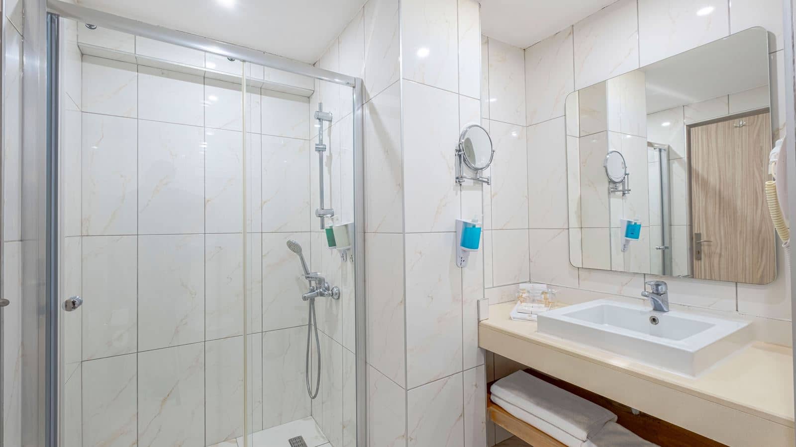 rooms-club-standard-room