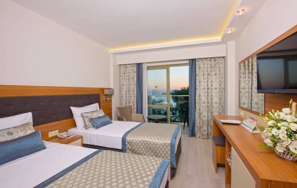 rooms-standard-room-sea-view