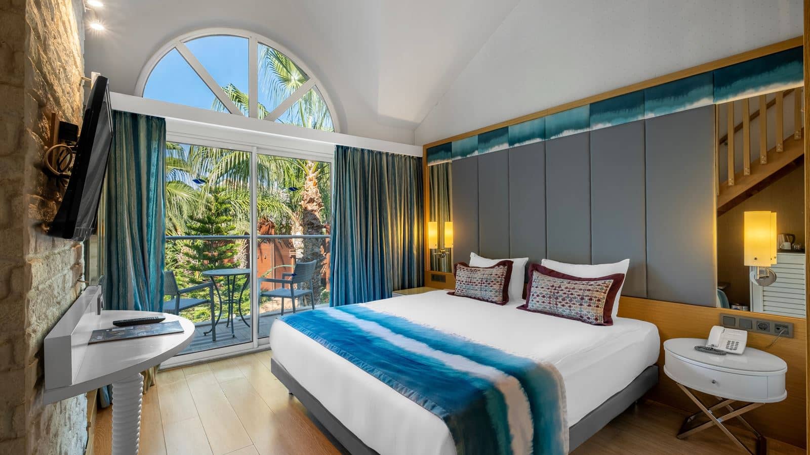 rooms-villa-suite-second-floor