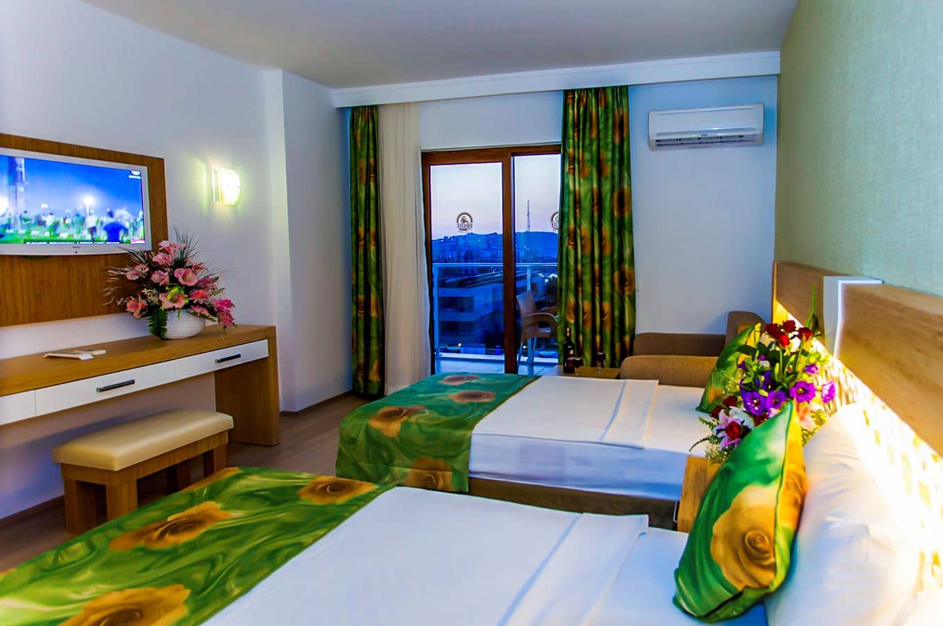 rooms-splash-standard-large-room