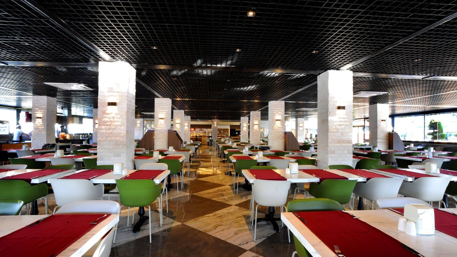 restaurants-main-restaurant
