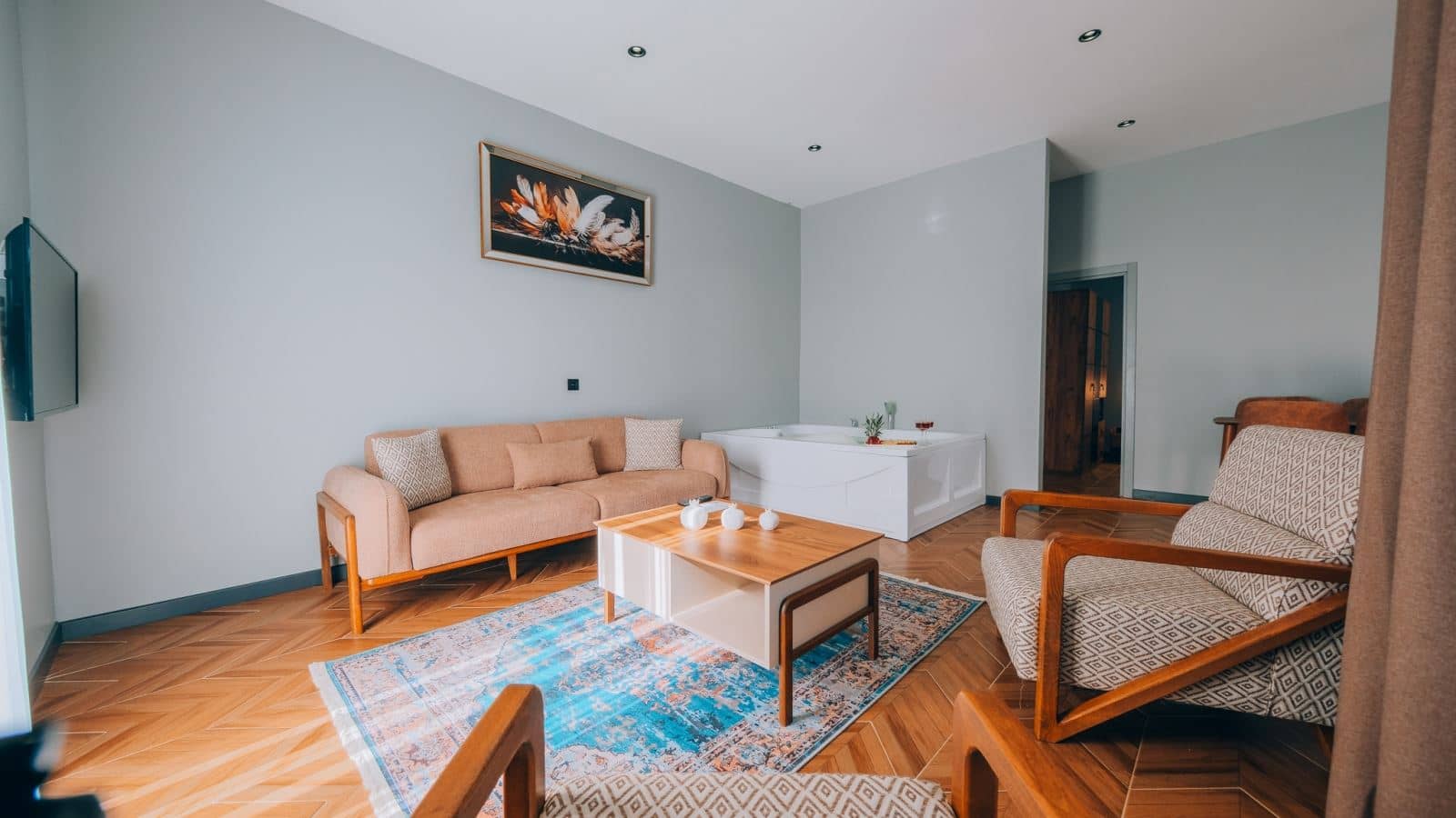 rooms-1+1-villa-gol-veya-bahce-manzarali-isitmali-havuzlu