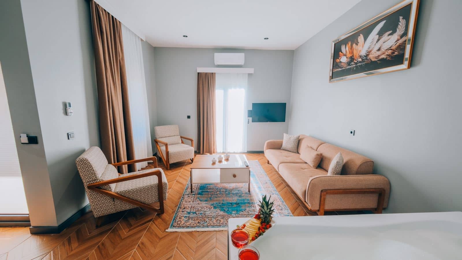 rooms-1+1-villa-gol-veya-bahce-manzarali-isitmali-havuzlu