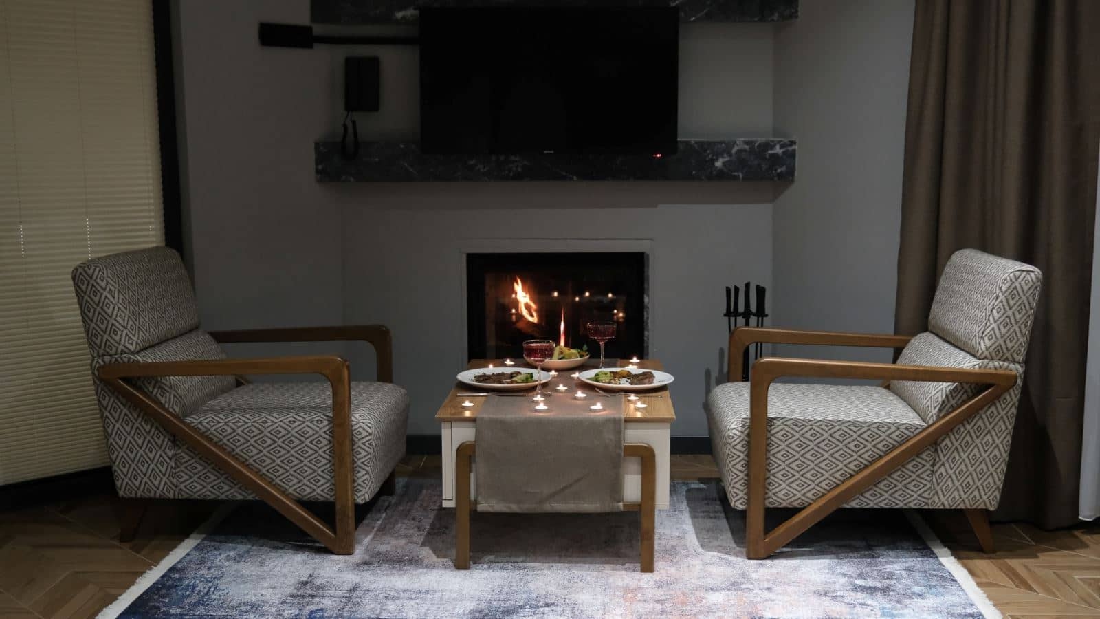 rooms-2+1-villa-gol-manzarali-isitmali-havuzlu