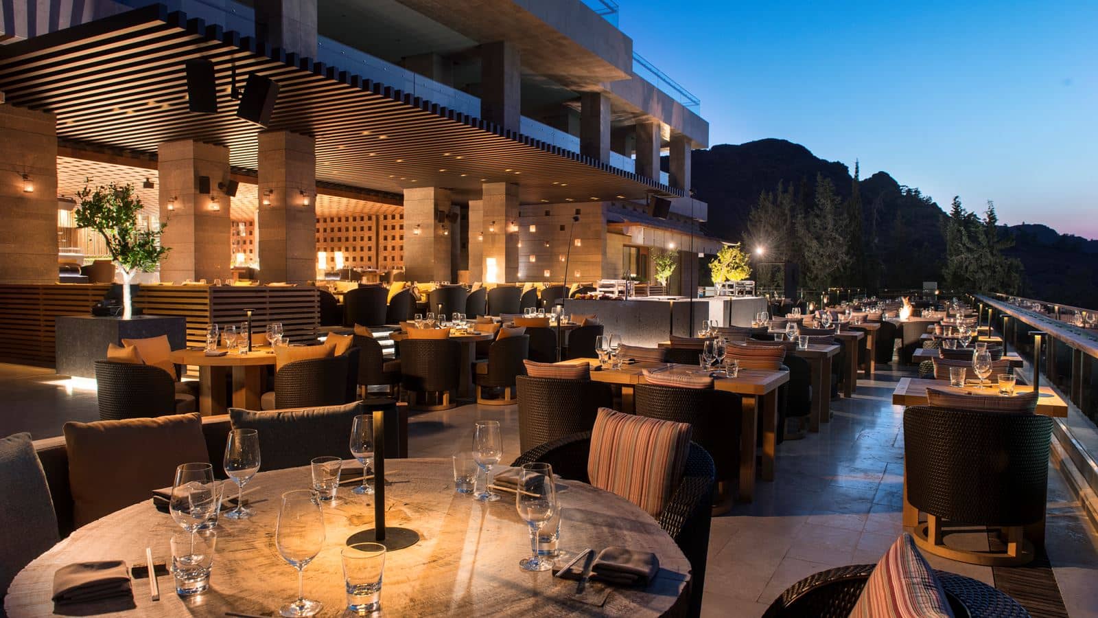 restaurants-zuma
