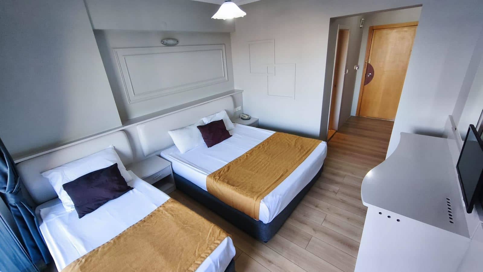 rooms-standard-room