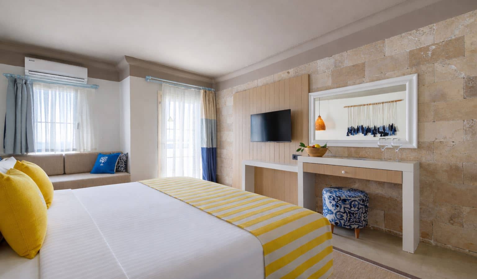 rooms-ege-room