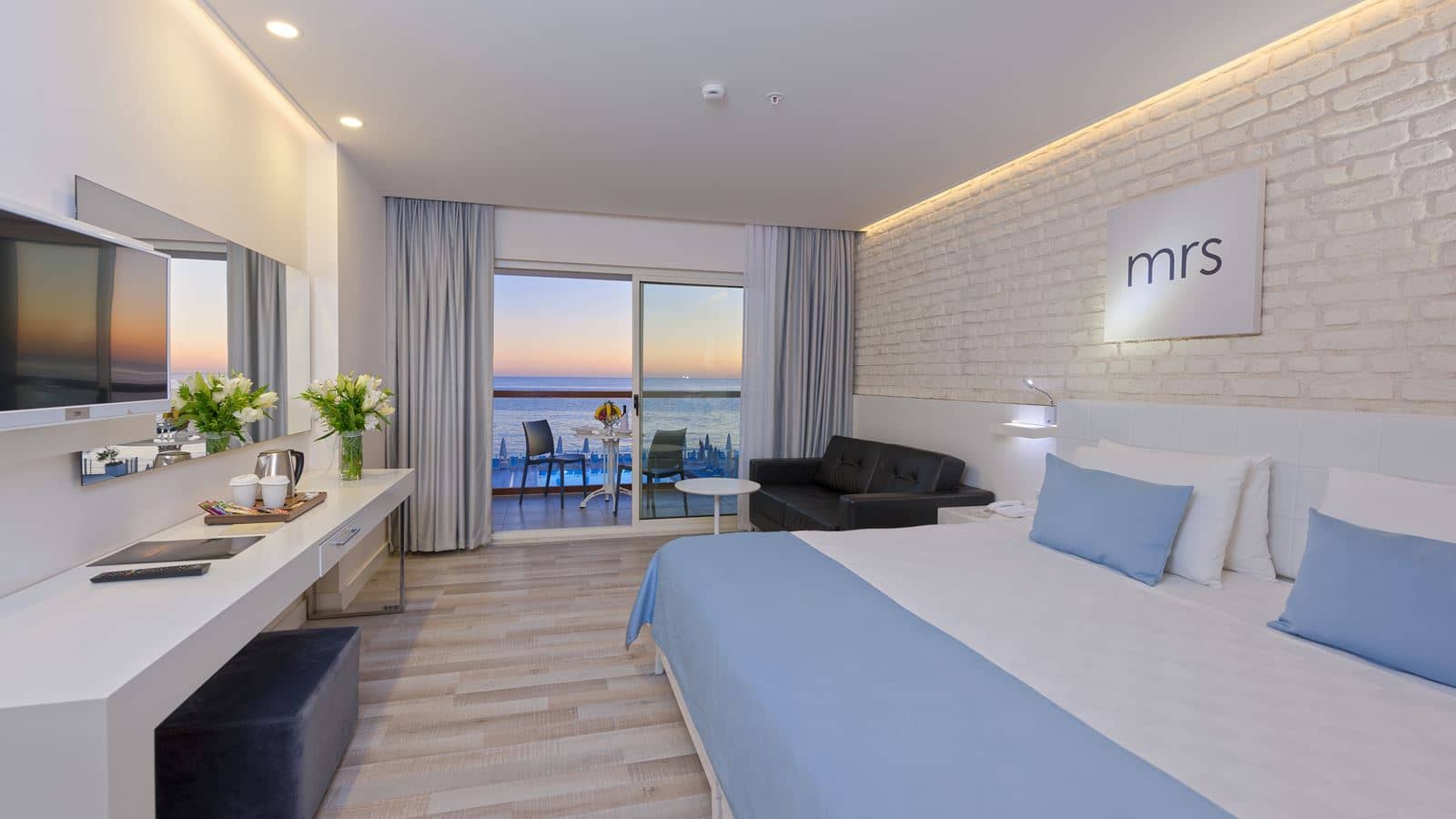 rooms-standard-room
