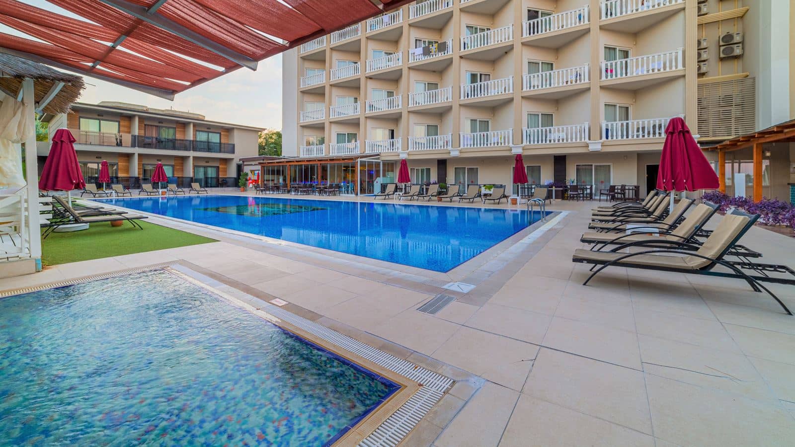 pools-outdoor-pool