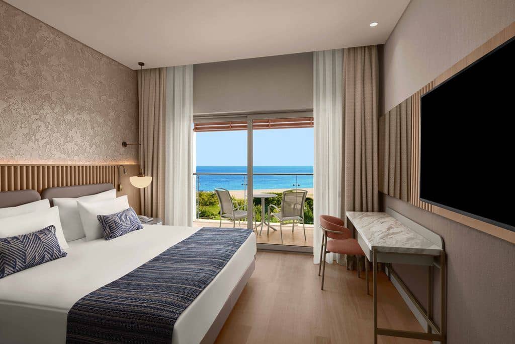 rooms-family-sea-view