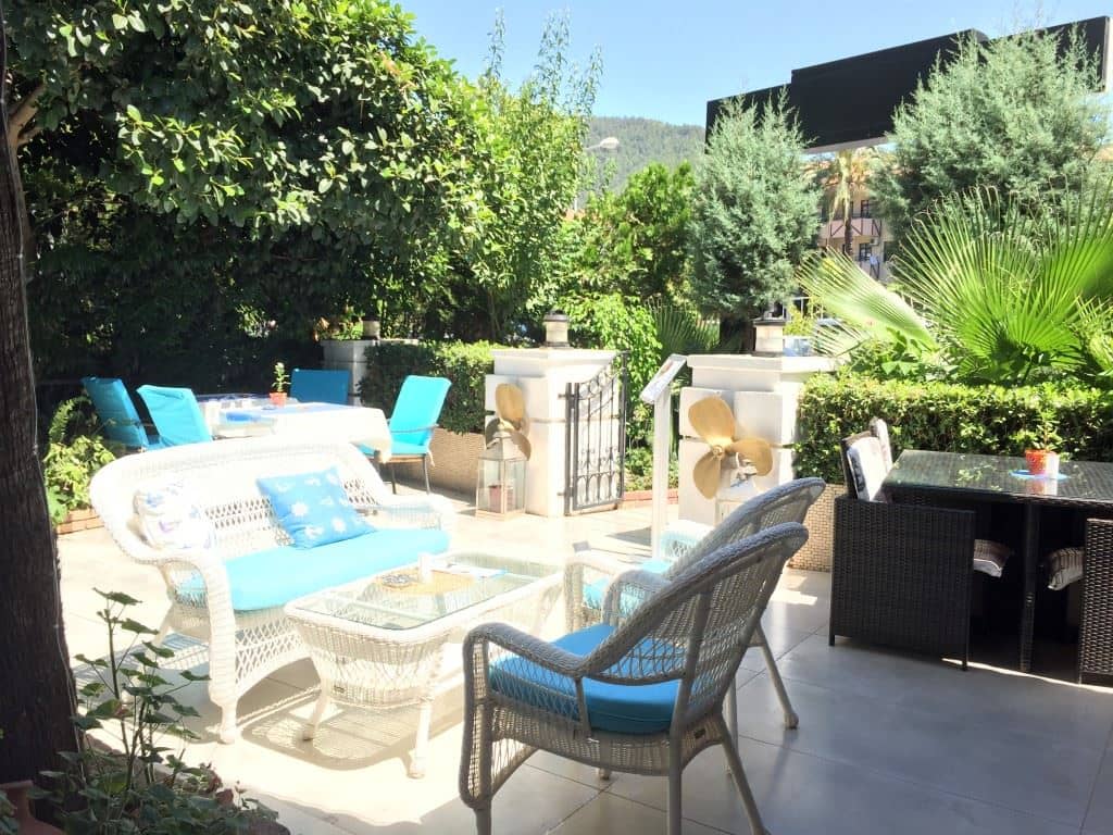 bars-garden-bar