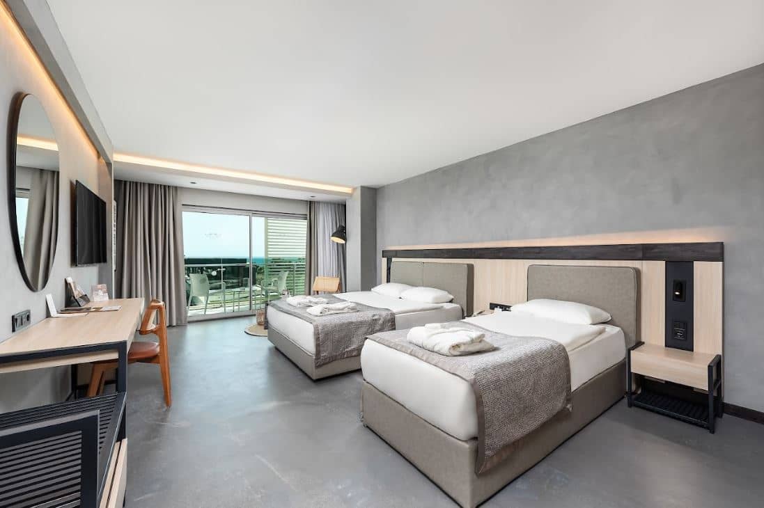 rooms-superior-sea-view-junior-suite