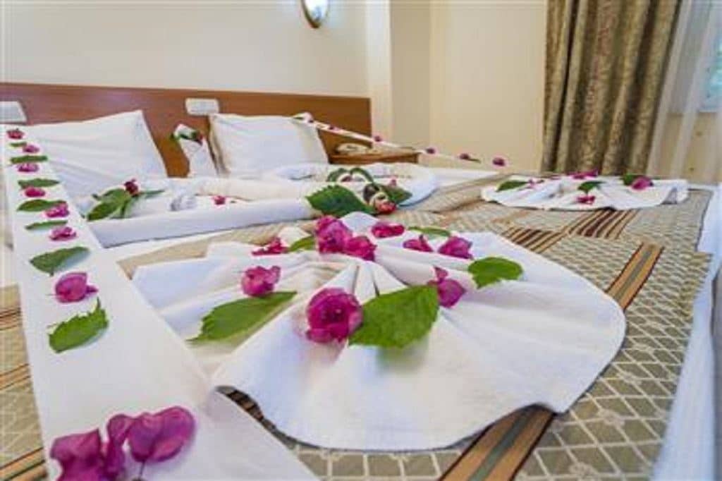 rooms-terrace-room
