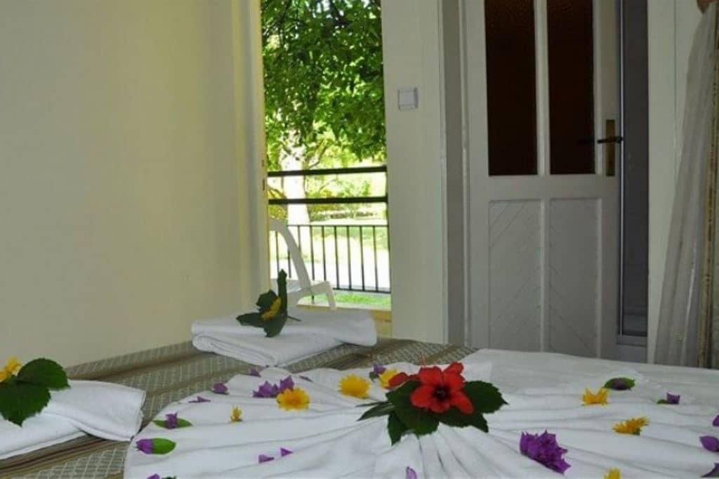rooms-standard-room