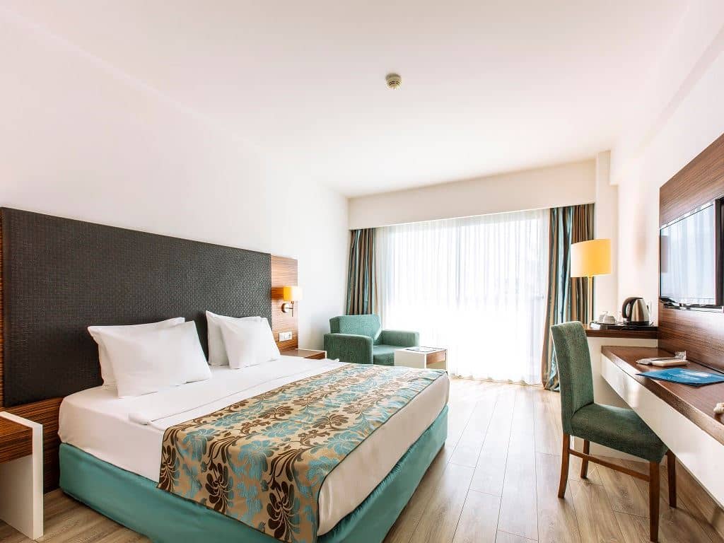 rooms-standard-room