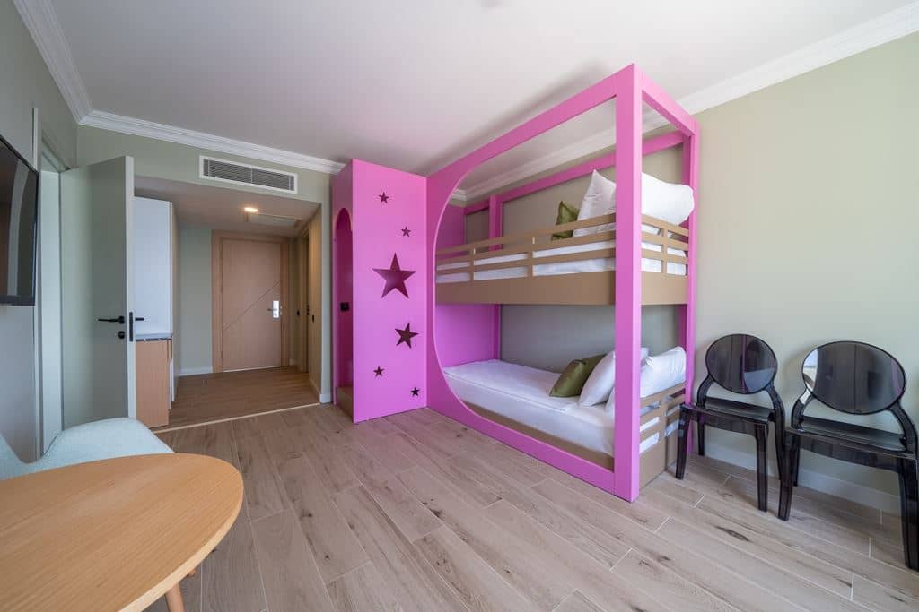 rooms-family-suite