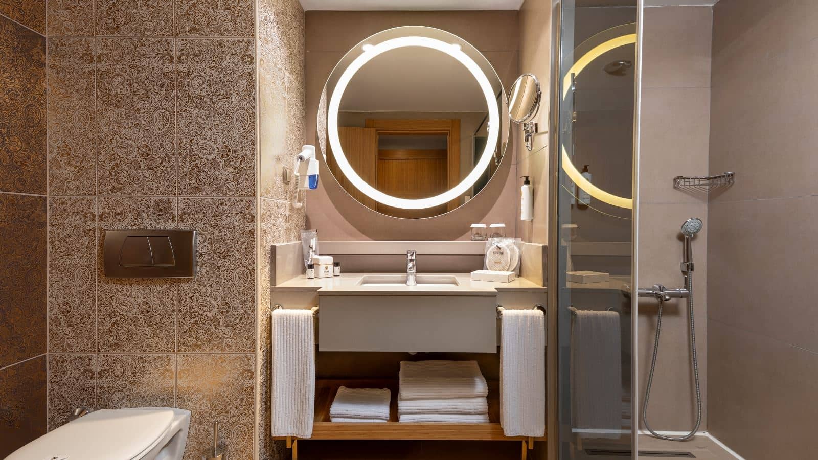 rooms-superior-standard-room