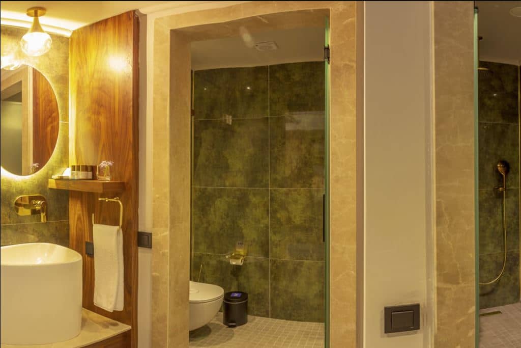 rooms-luxury-suites-with-private-pool