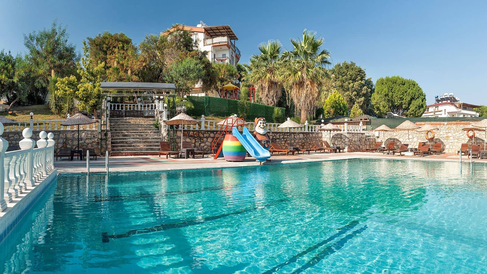 pools-outdoor-pool