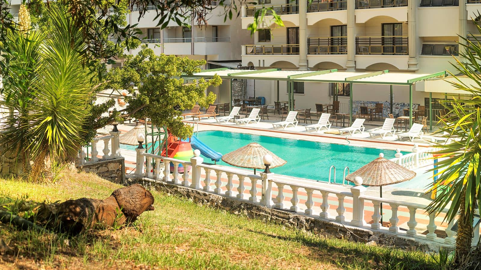 pools-outdoor-pool