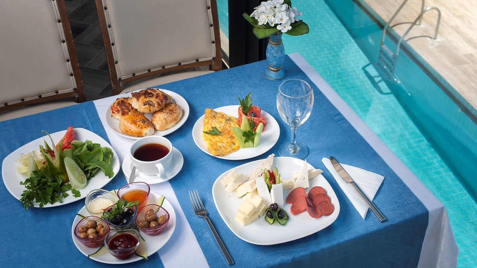 restaurants-restaurant