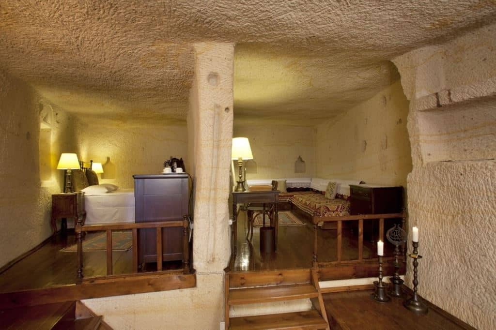 rooms-deluxe-room
