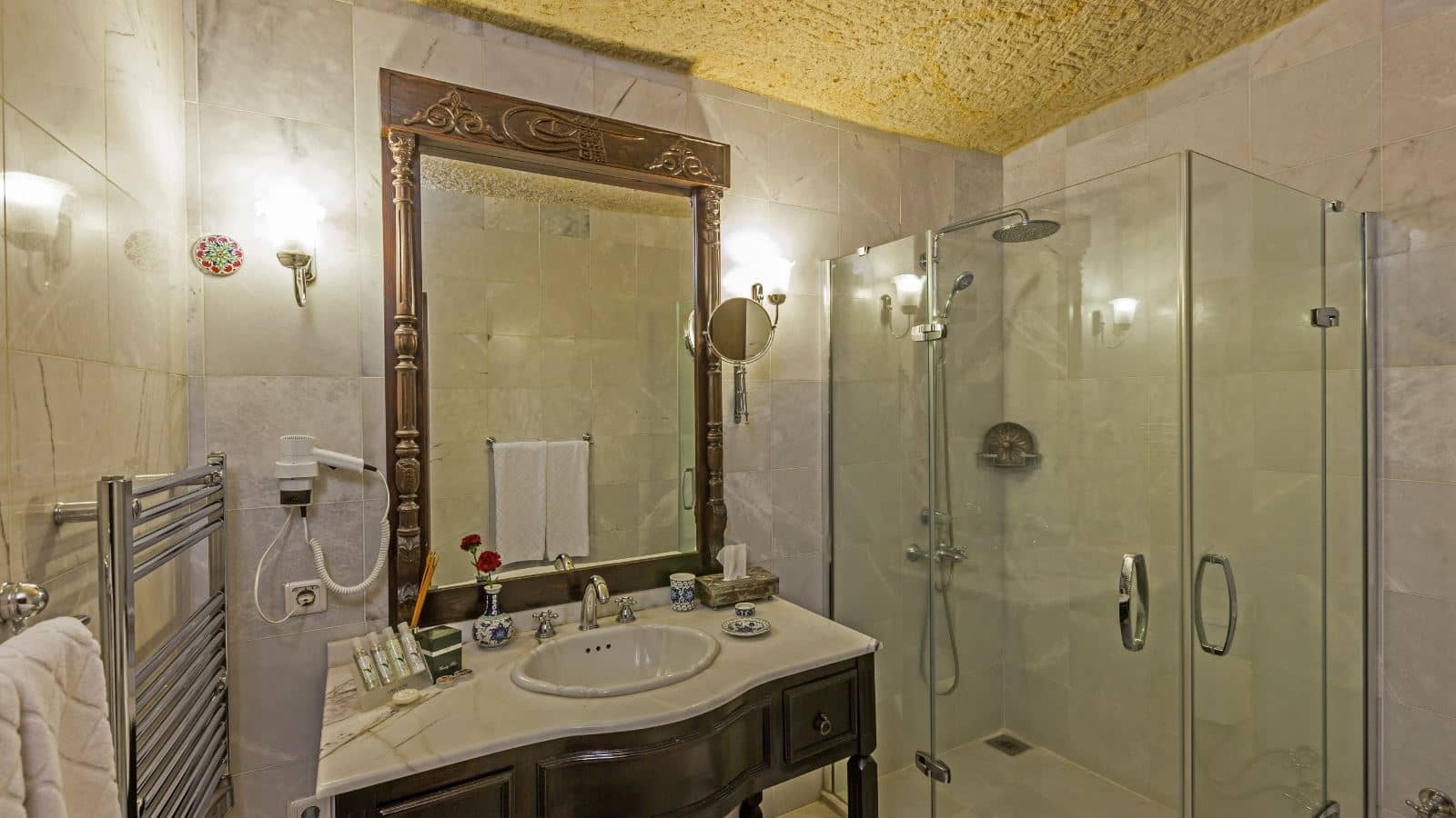 rooms-suite-room