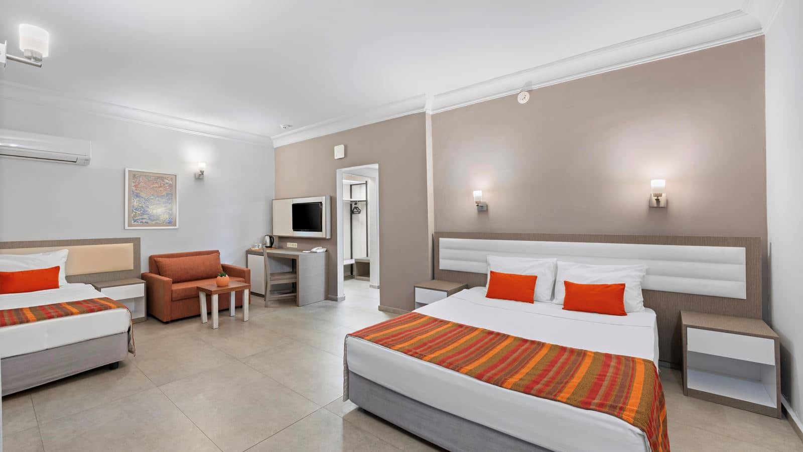 rooms-superior-room