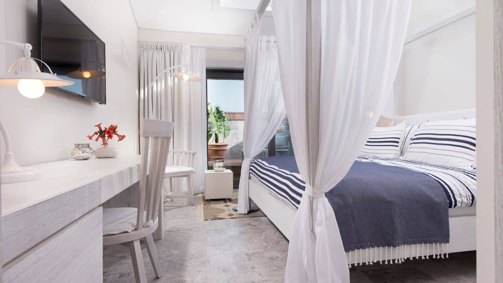 rooms-attic-room
