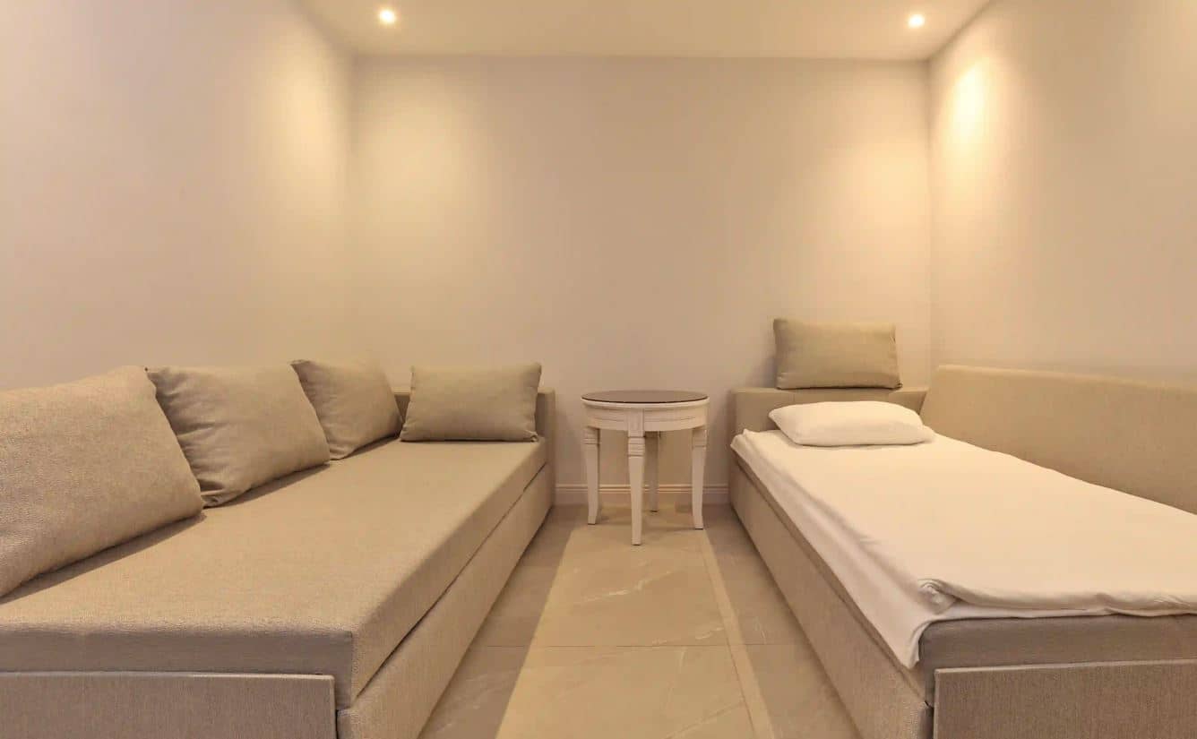 rooms-club-family-suite-forest-view