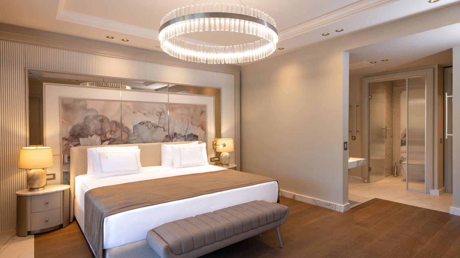 rooms-mare-signature-family-suite-land-view