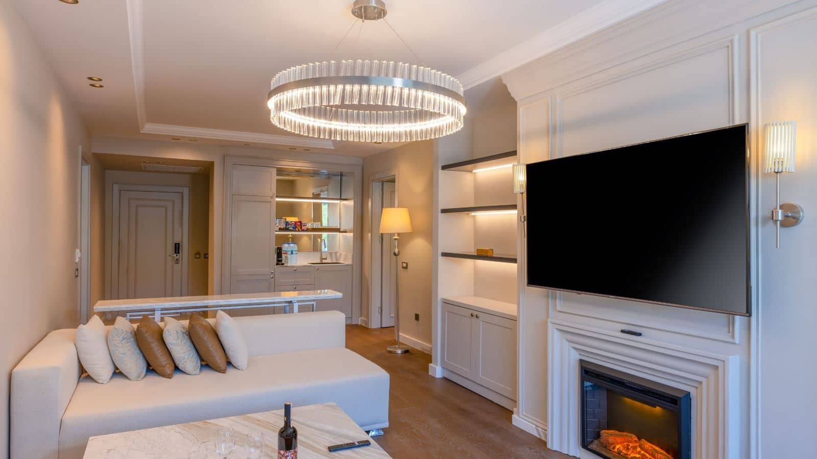 rooms-mare-signature-family-suite-land-view