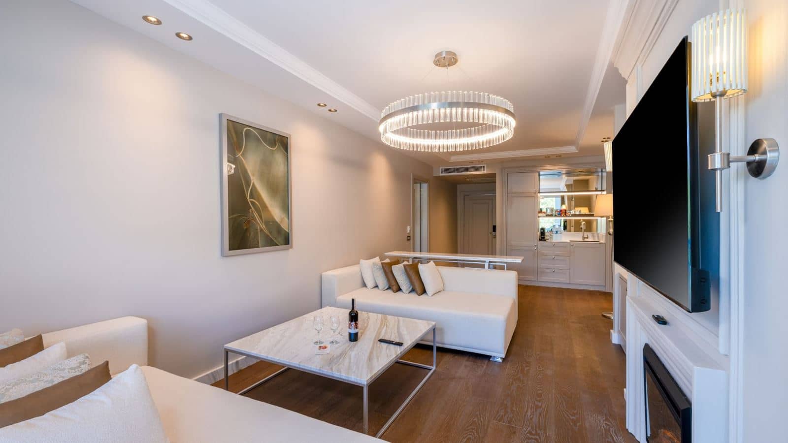 rooms-mare-signature-family-suite-land-view