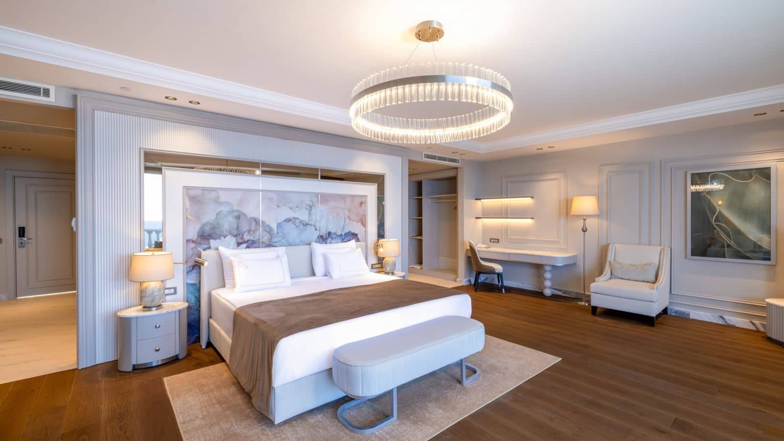 rooms-luna-suite-sea-view-venezia-building-6th-floor