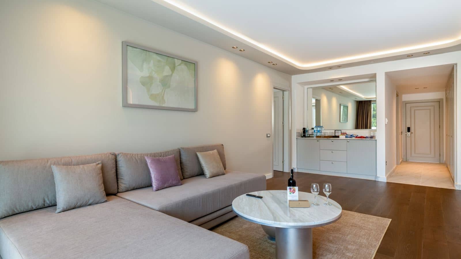 rooms-nido-family-suite-land-view