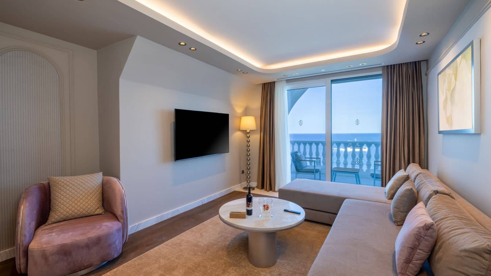 rooms-nido-family-suite-sea-view-venezia-building-6th-floor