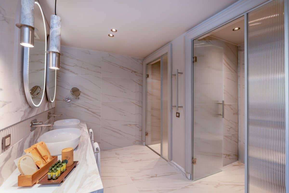 rooms-mare-signature-family-suite-land-view