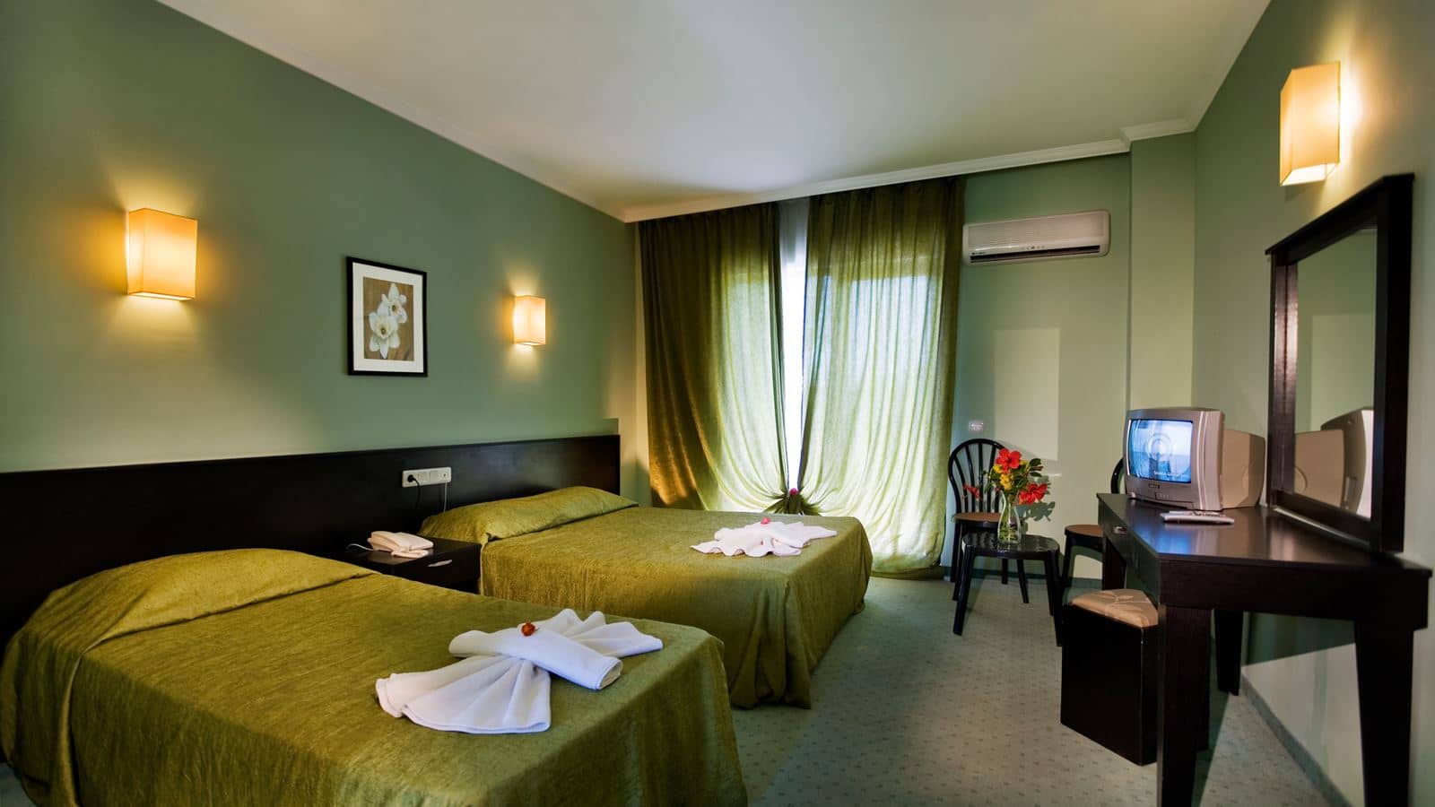 rooms-standard-room